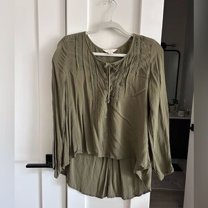 Nordstrom Sun & Shadow Green Blouse